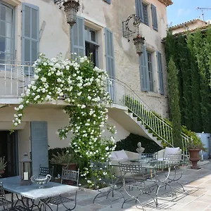  Bed and breakfast Le Petit Chateau